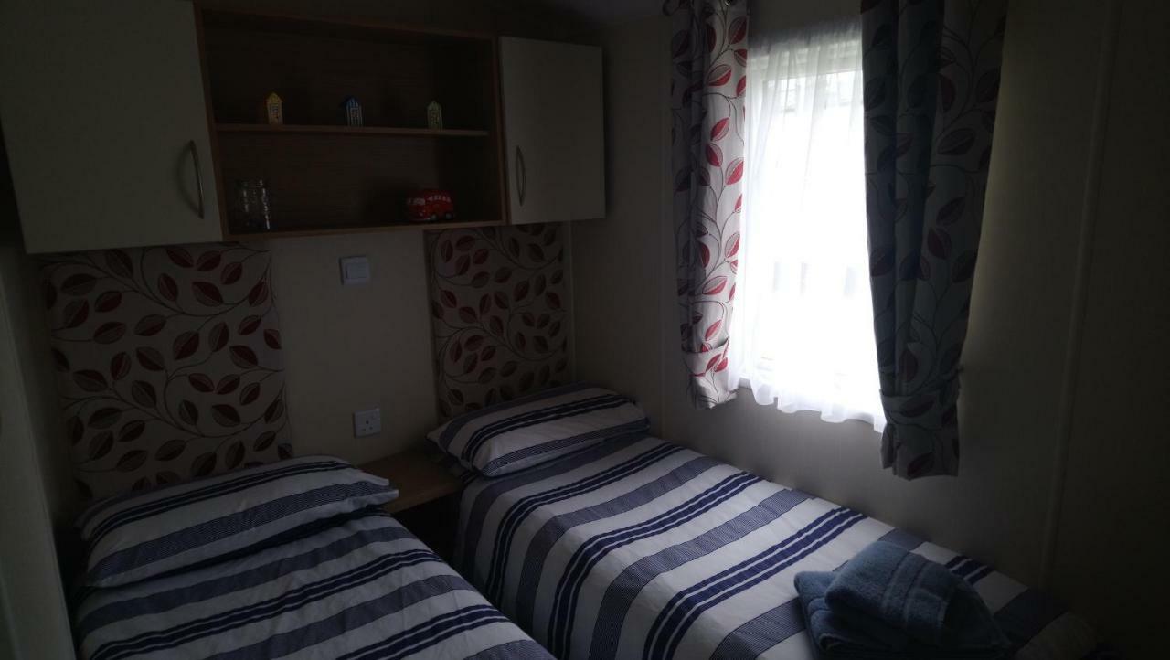 Bude Caravan Caromax - Families And Couples Only Exterior foto